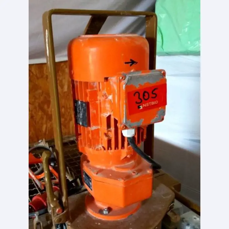 Bouwuitrusting, steigers, bedrijfsvoertuigen-3