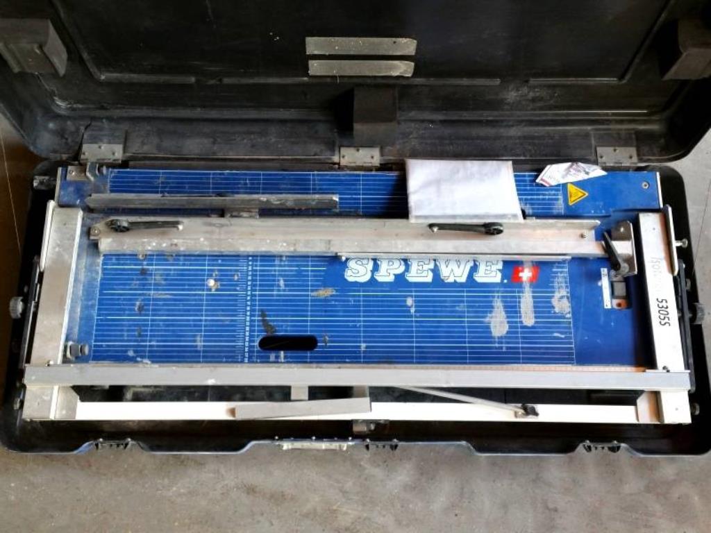 construction machinery and equipment, scaffolding materials, commercial vehicles-1