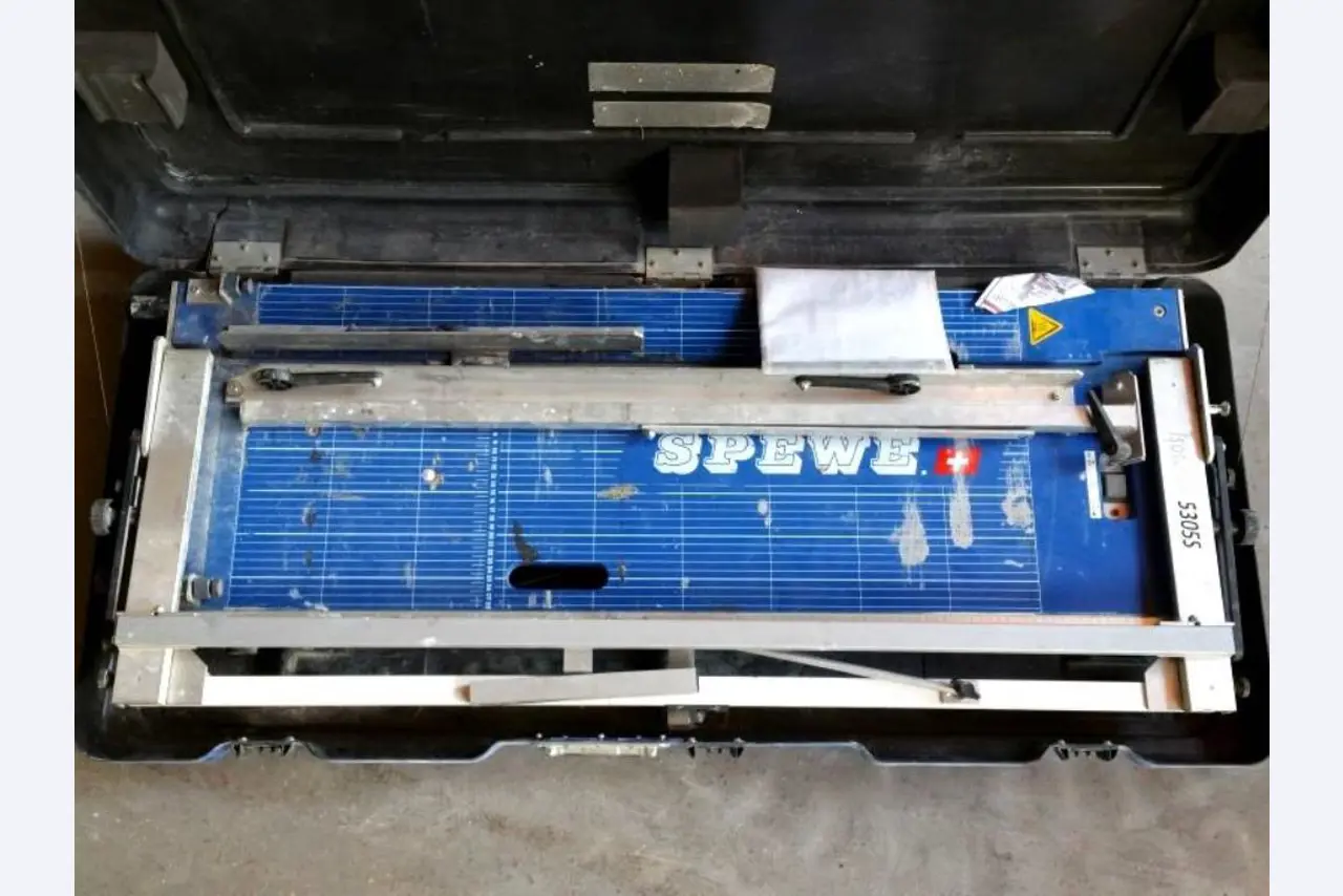 construction machinery and equipment, scaffolding materials, commercial vehicles-1