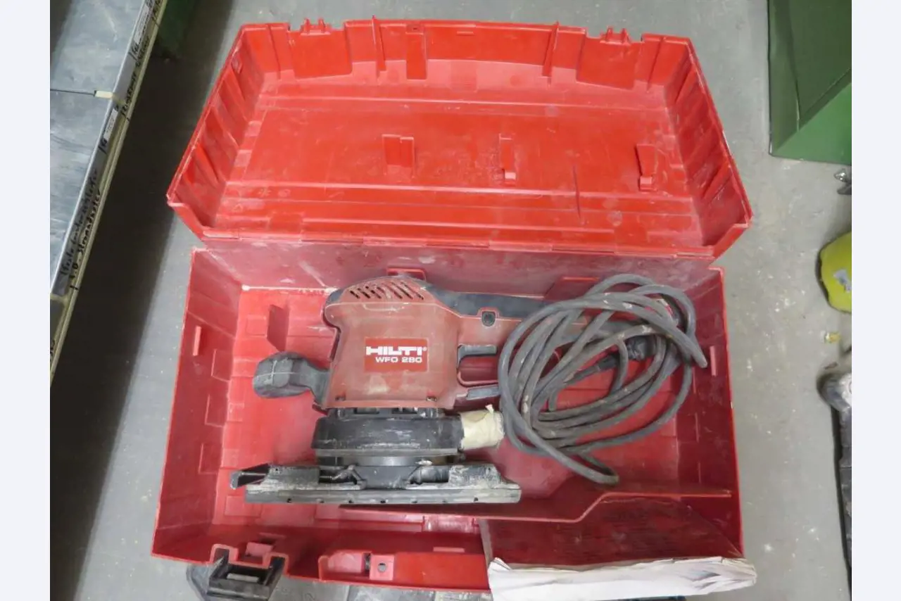 Baugeräte, Baugerüste, Nutzfahrzeuge-1