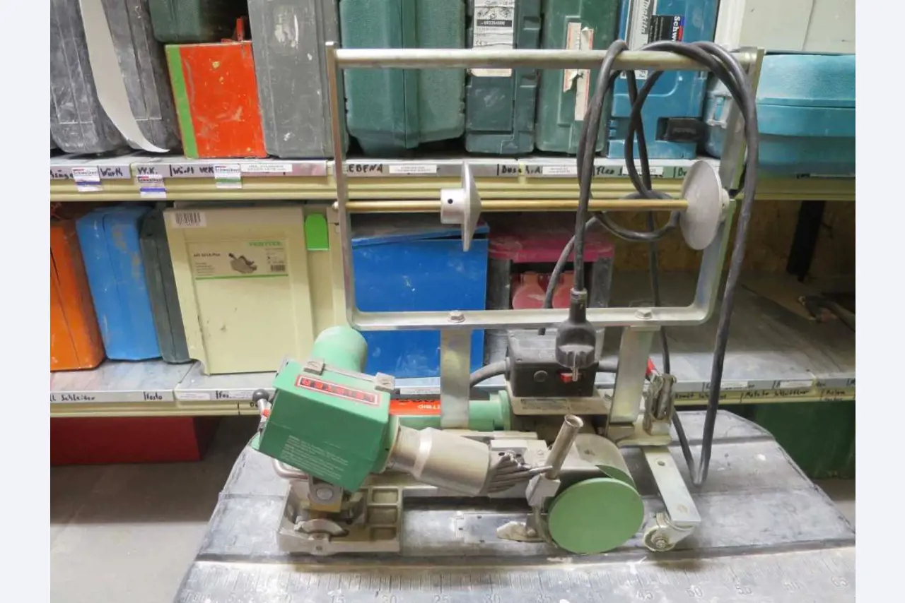 Bouwuitrusting, steigers, bedrijfsvoertuigen-1