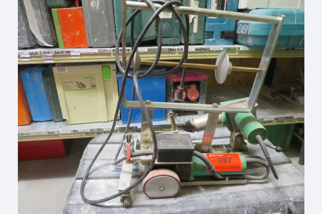 Bouwuitrusting, steigers, bedrijfsvoertuigen-2