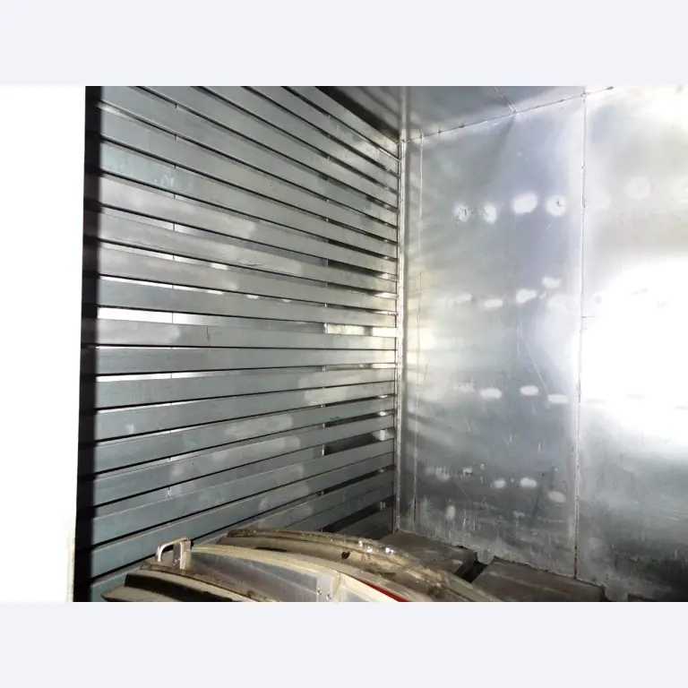 Machines pour la fabrication de pièces (rapportées) automobiles moussées et injectées-3