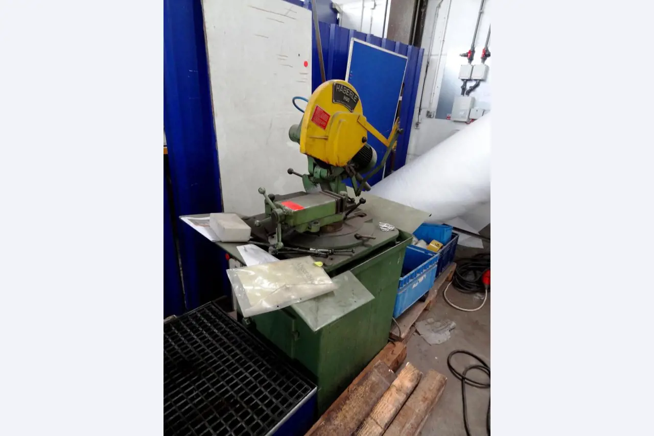 Machines for the manufacturing of foamed <br>and injected attachments and spare parts <br>for the automotive sector-2