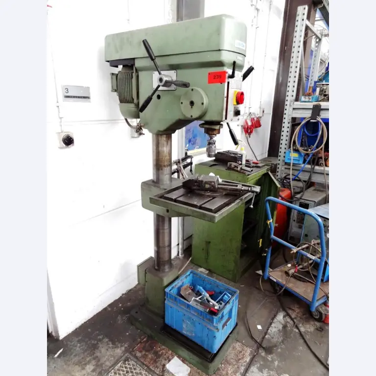 Machines for the manufacturing of foamed <br>and injected attachments and spare parts <br>for the automotive sector-1