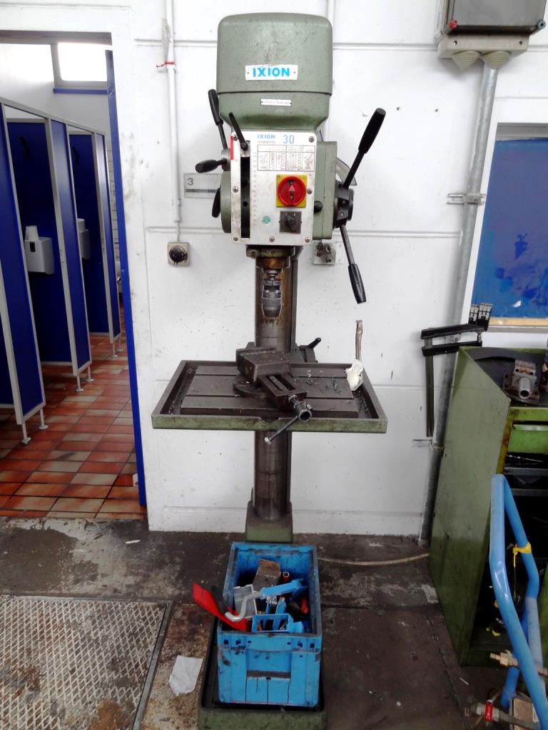 Machines for the manufacturing of foamed <br>and injected attachments and spare parts <br>for the automotive sector-2