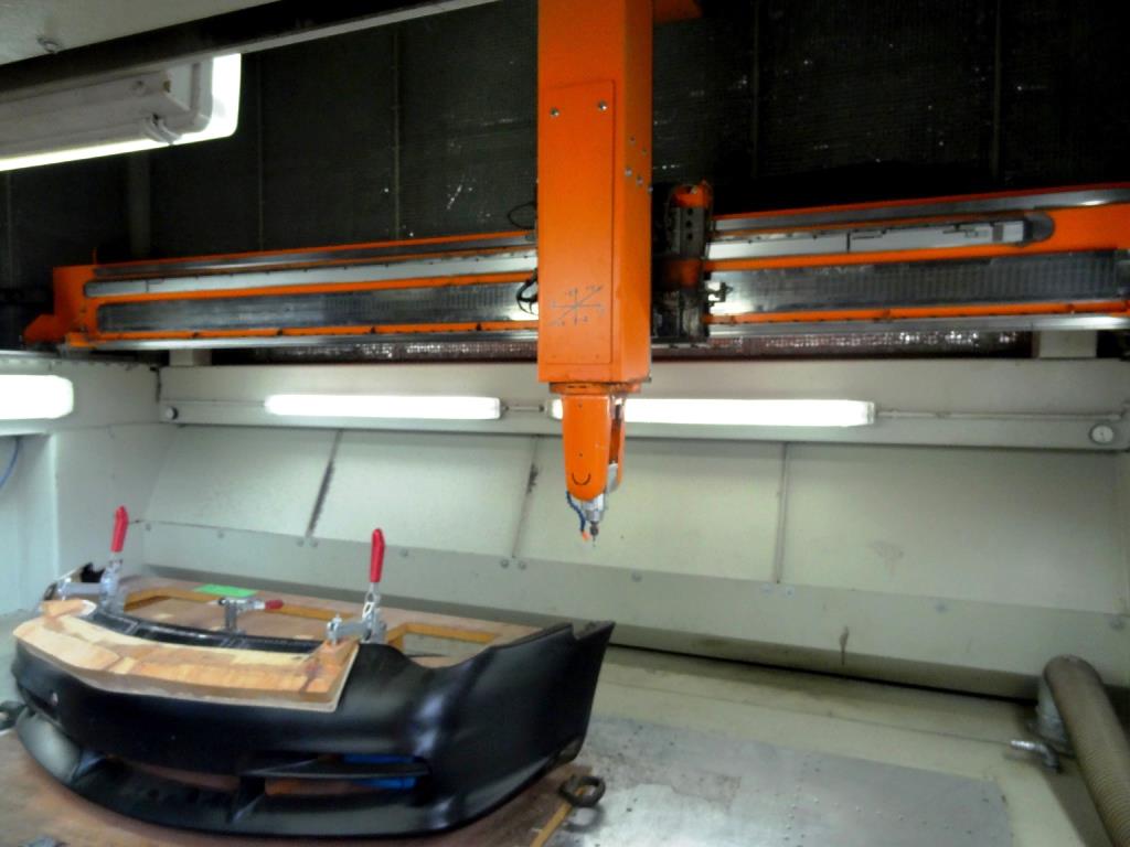 Machines for the manufacturing of foamed <br>and injected attachments and spare parts <br>for the automotive sector-10