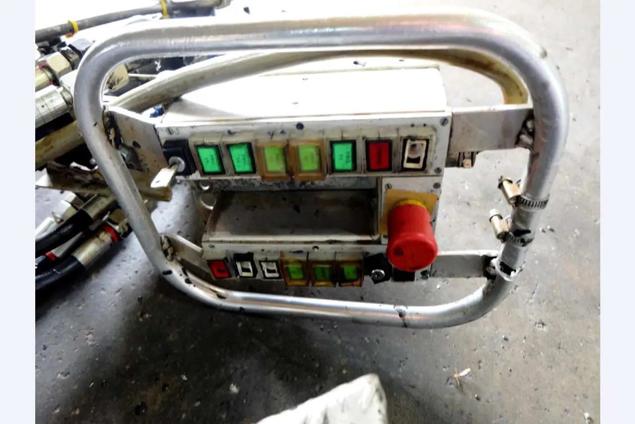 Machines for the manufacturing of foamed <br>and injected attachments and spare parts <br>for the automotive sector-14
