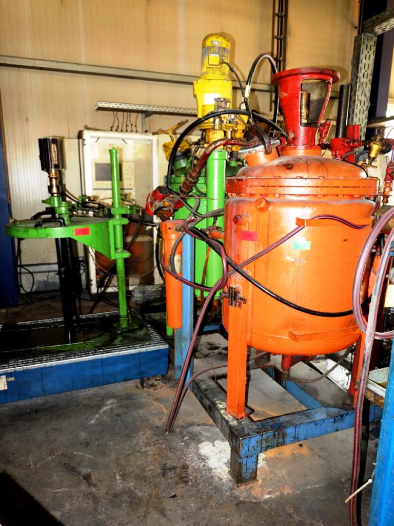 Machines for the manufacturing of foamed <br>and injected attachments and spare parts <br>for the automotive sector-4