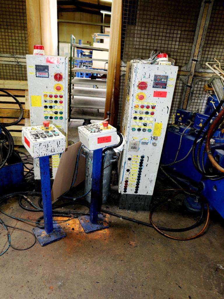 Machines for the manufacturing of foamed <br>and injected attachments and spare parts <br>for the automotive sector-12