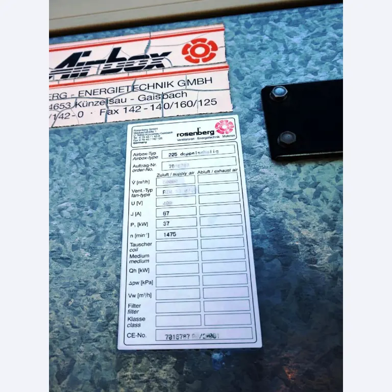 Machines pour la fabrication de pièces (rapportées) automobiles moussées et injectées-4