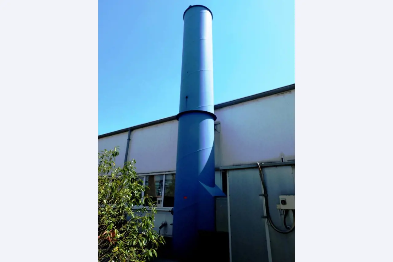 Machines pour la fabrication de pièces (rapportées) automobiles moussées et injectées-5