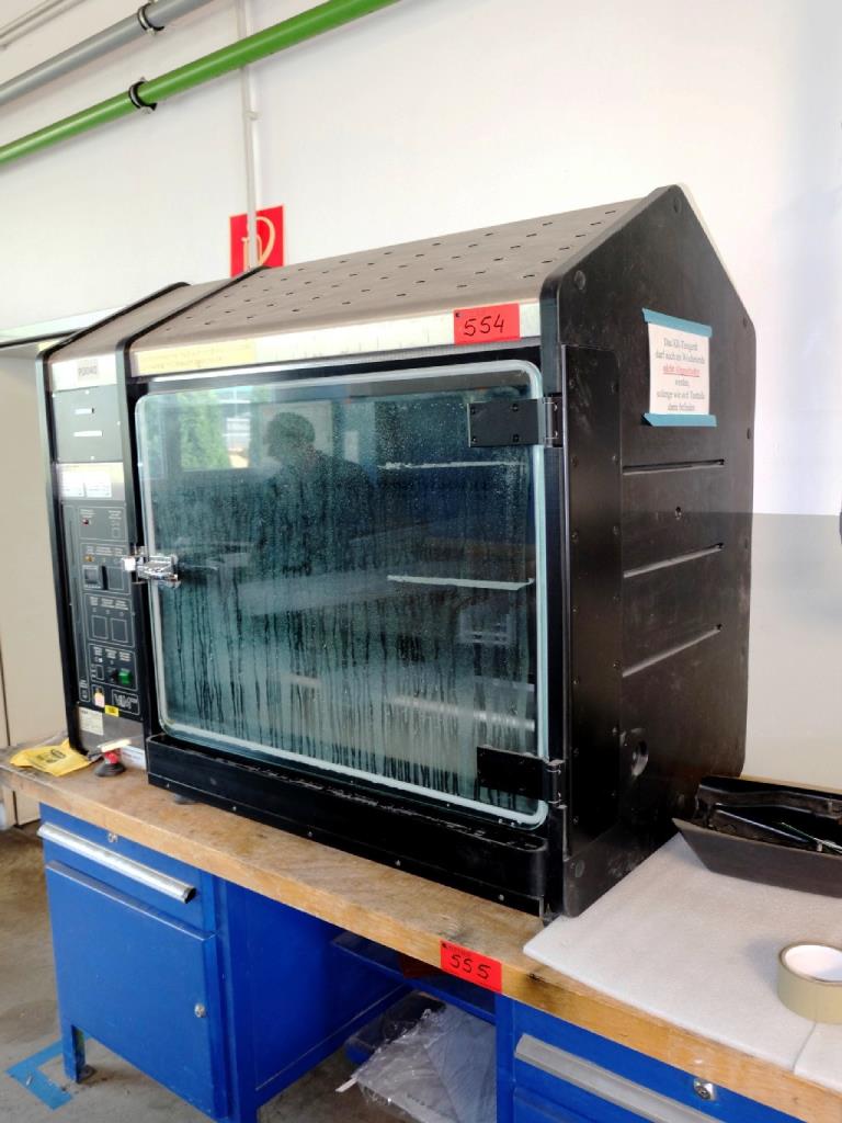 Machines for the manufacturing of foamed <br>and injected attachments and spare parts <br>for the automotive sector-1