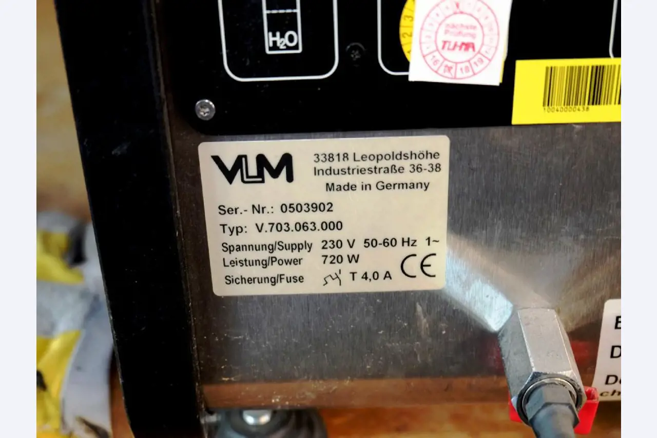 Machines for the manufacturing of foamed <br>and injected attachments and spare parts <br>for the automotive sector-5