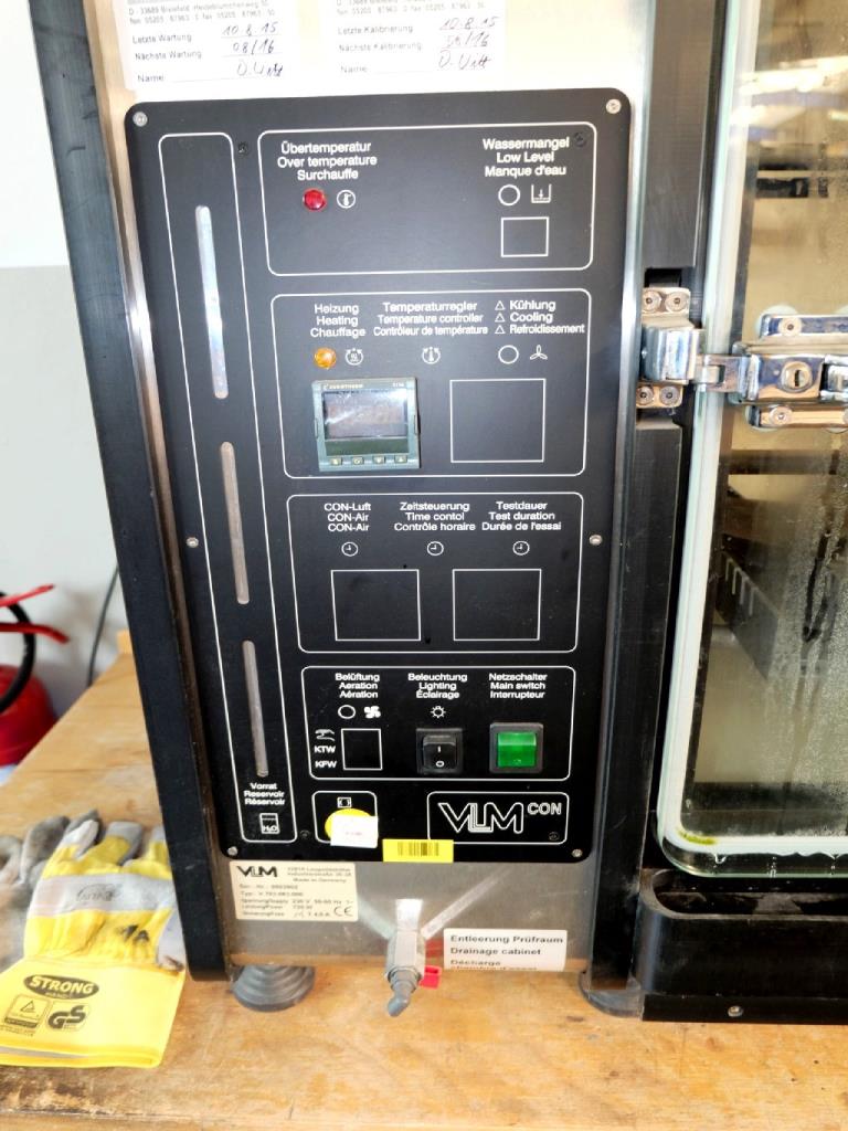 Machines for the manufacturing of foamed <br>and injected attachments and spare parts <br>for the automotive sector-6