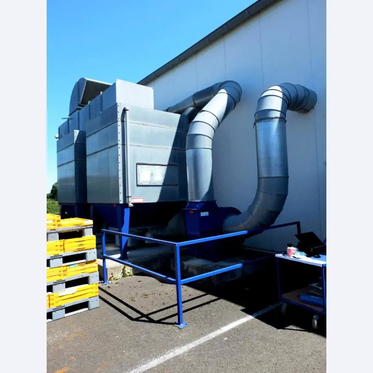 Machines for the manufacturing of foamed <br>and injected attachments and spare parts <br>for the automotive sector-1