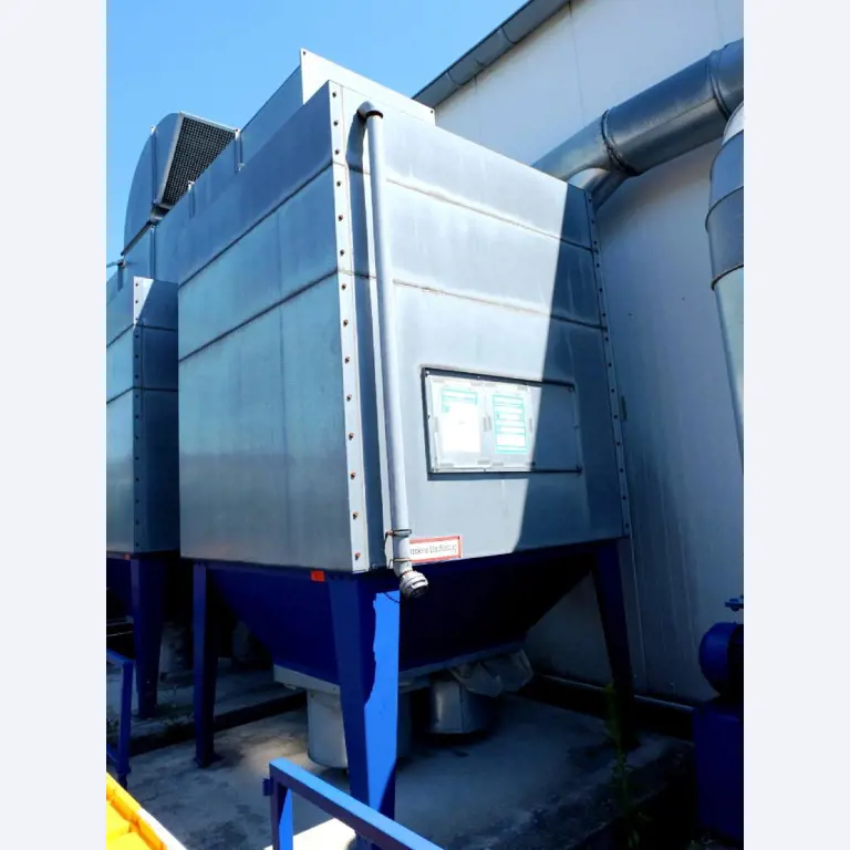 Machines for the manufacturing of foamed <br>and injected attachments and spare parts <br>for the automotive sector-3