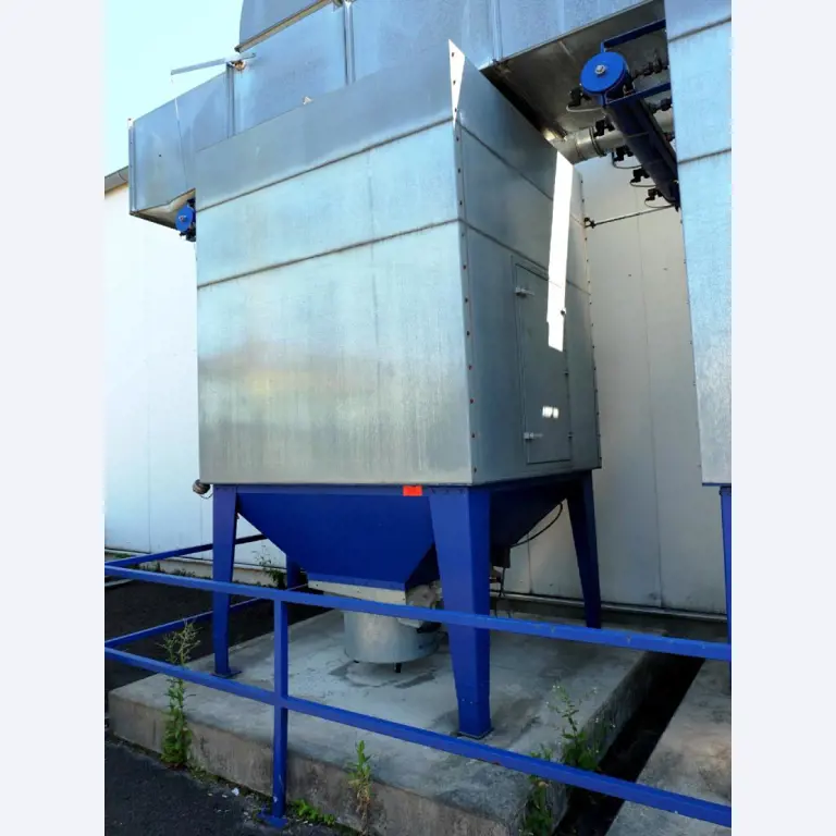 Machines for the manufacturing of foamed <br>and injected attachments and spare parts <br>for the automotive sector-4