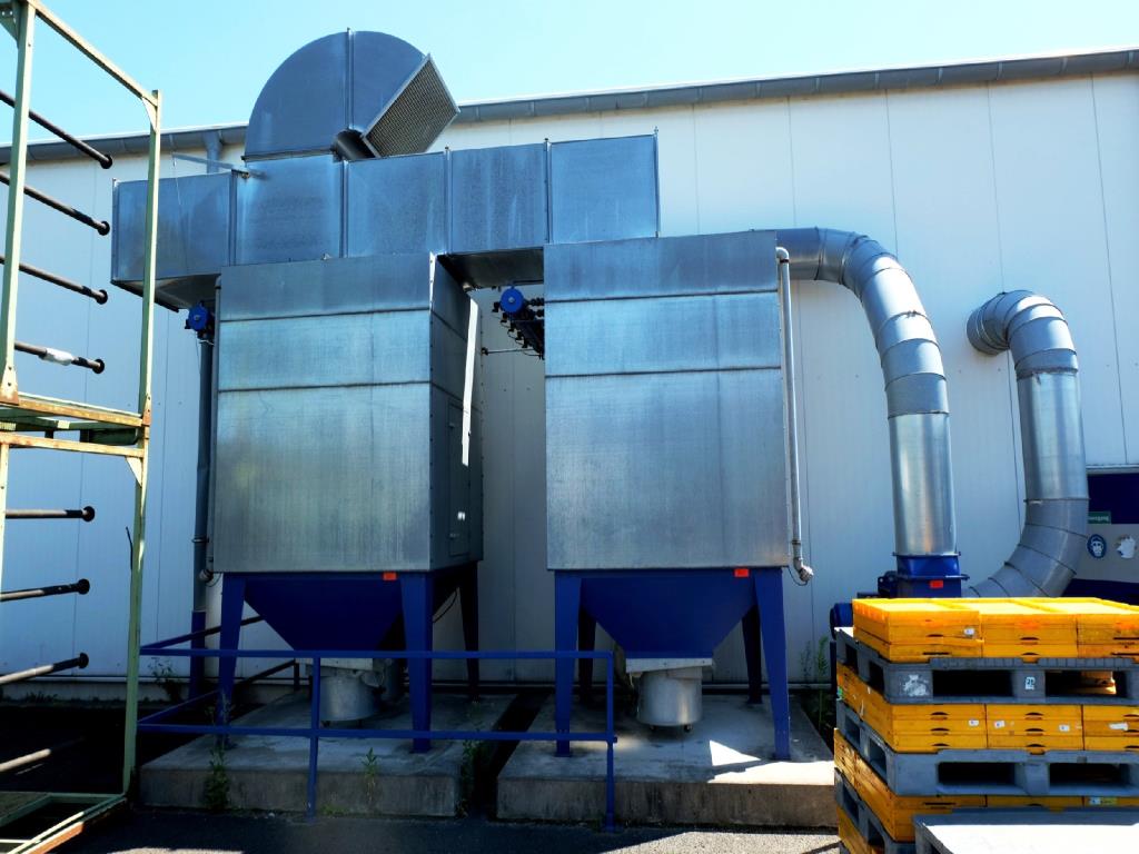 Machines for the manufacturing of foamed <br>and injected attachments and spare parts <br>for the automotive sector-5