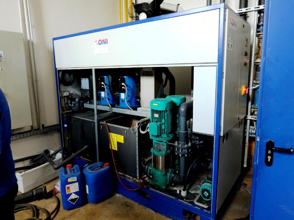 Machines for the manufacturing of foamed <br>and injected attachments and spare parts <br>for the automotive sector-4