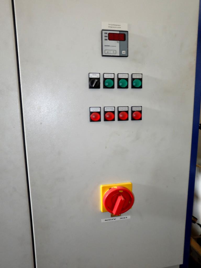 Machines for the manufacturing of foamed <br>and injected attachments and spare parts <br>for the automotive sector-5