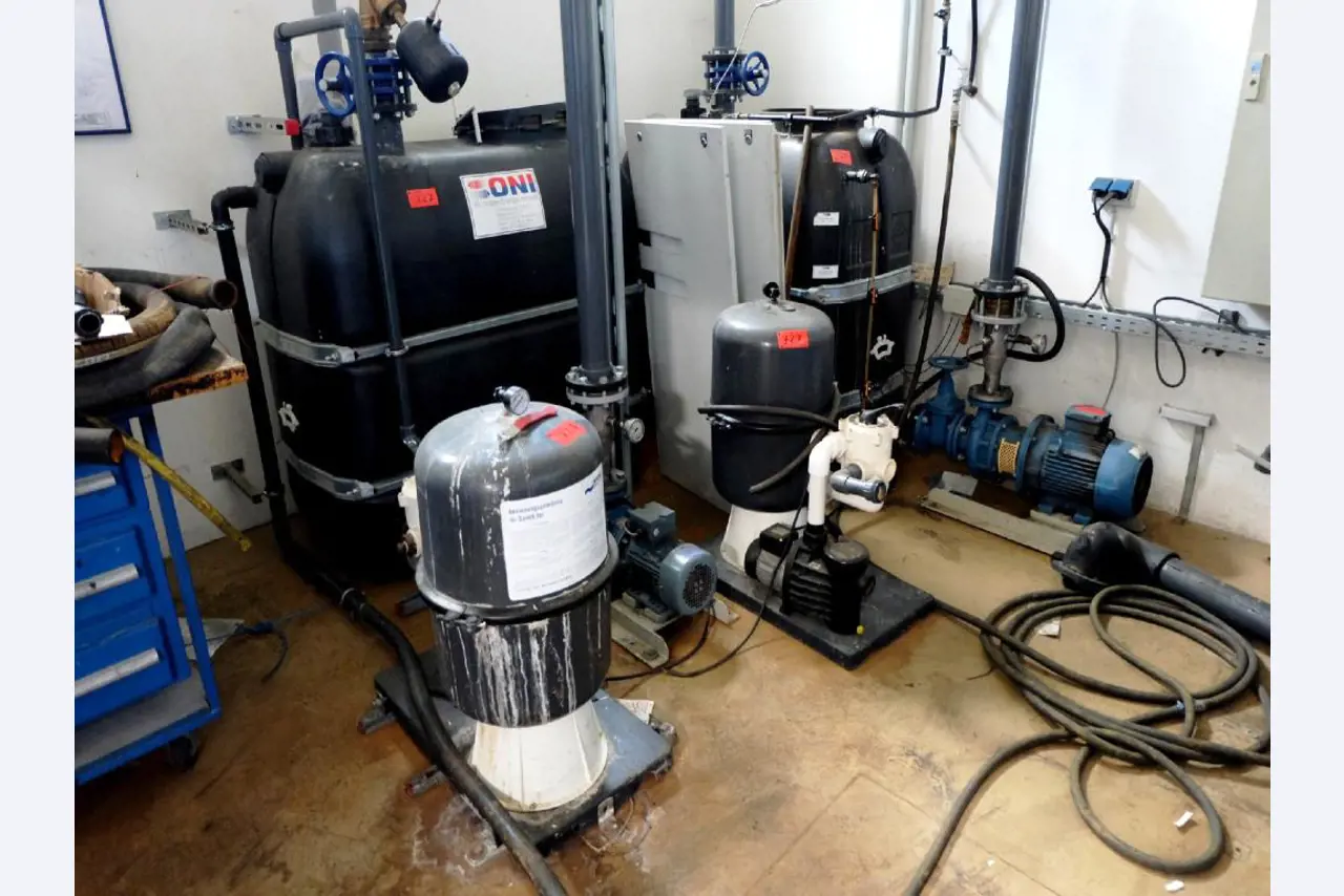 Machines for the manufacturing of foamed <br>and injected attachments and spare parts <br>for the automotive sector-8