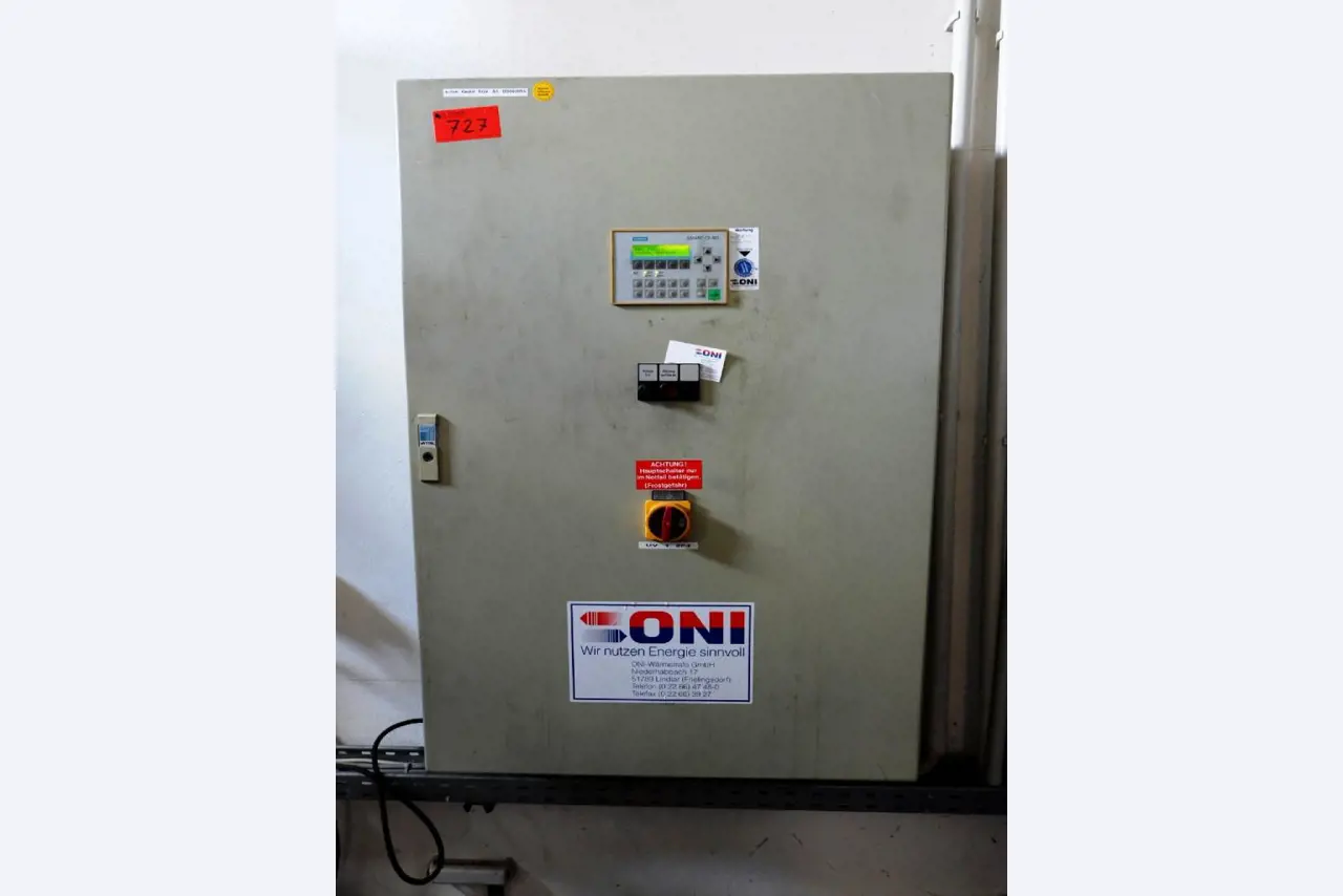 Machines for the manufacturing of foamed <br>and injected attachments and spare parts <br>for the automotive sector-9