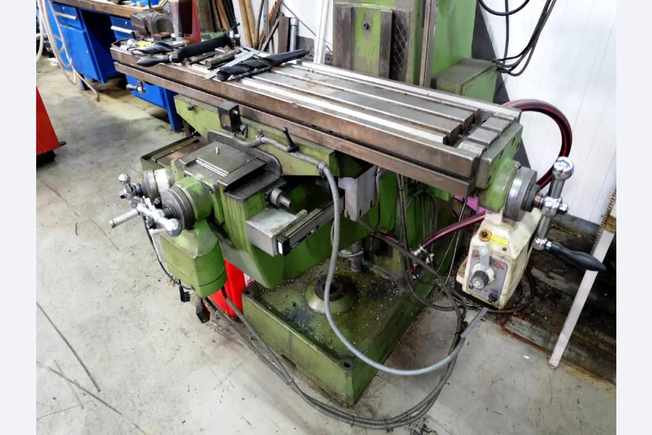 Machines for the manufacturing of foamed <br>and injected attachments and spare parts <br>for the automotive sector-4