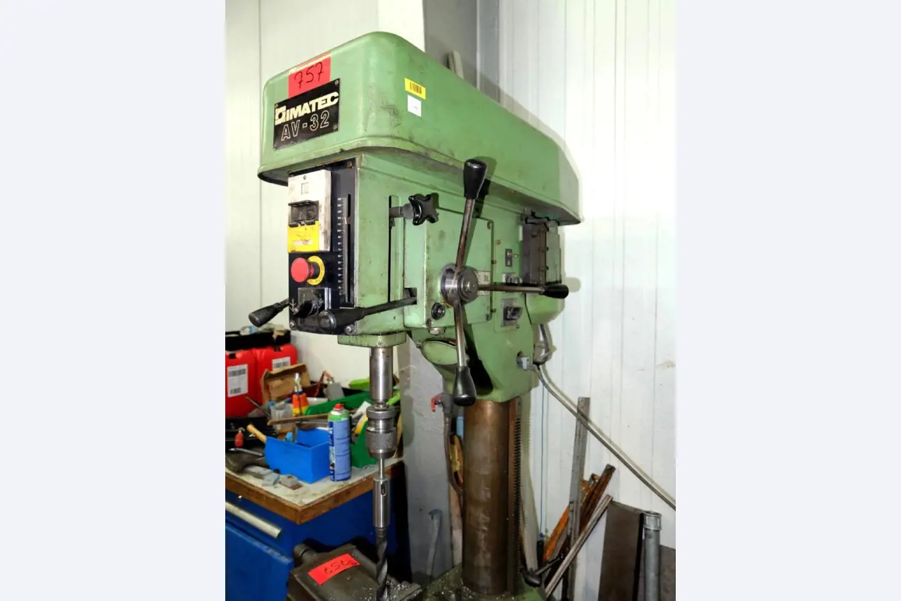 Machines for the manufacturing of foamed <br>and injected attachments and spare parts <br>for the automotive sector-6