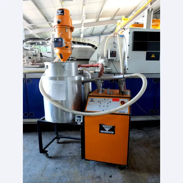 Machines for the manufacturing of foamed <br>and injected attachments and spare parts <br>for the automotive sector-1
