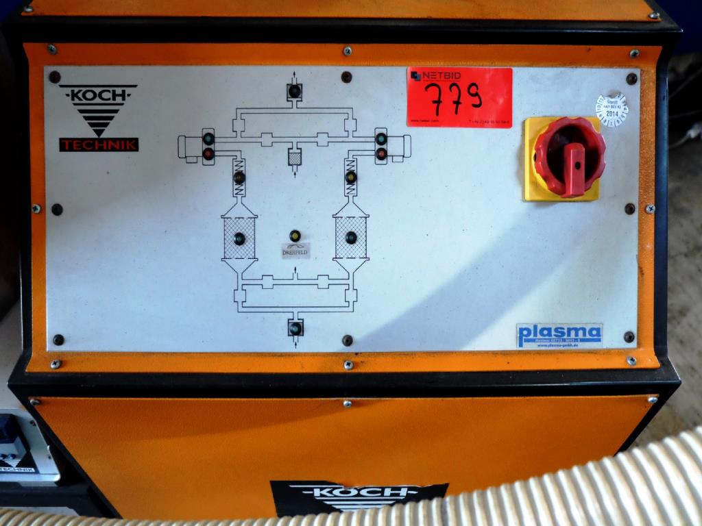 Machines for the manufacturing of foamed <br>and injected attachments and spare parts <br>for the automotive sector-2