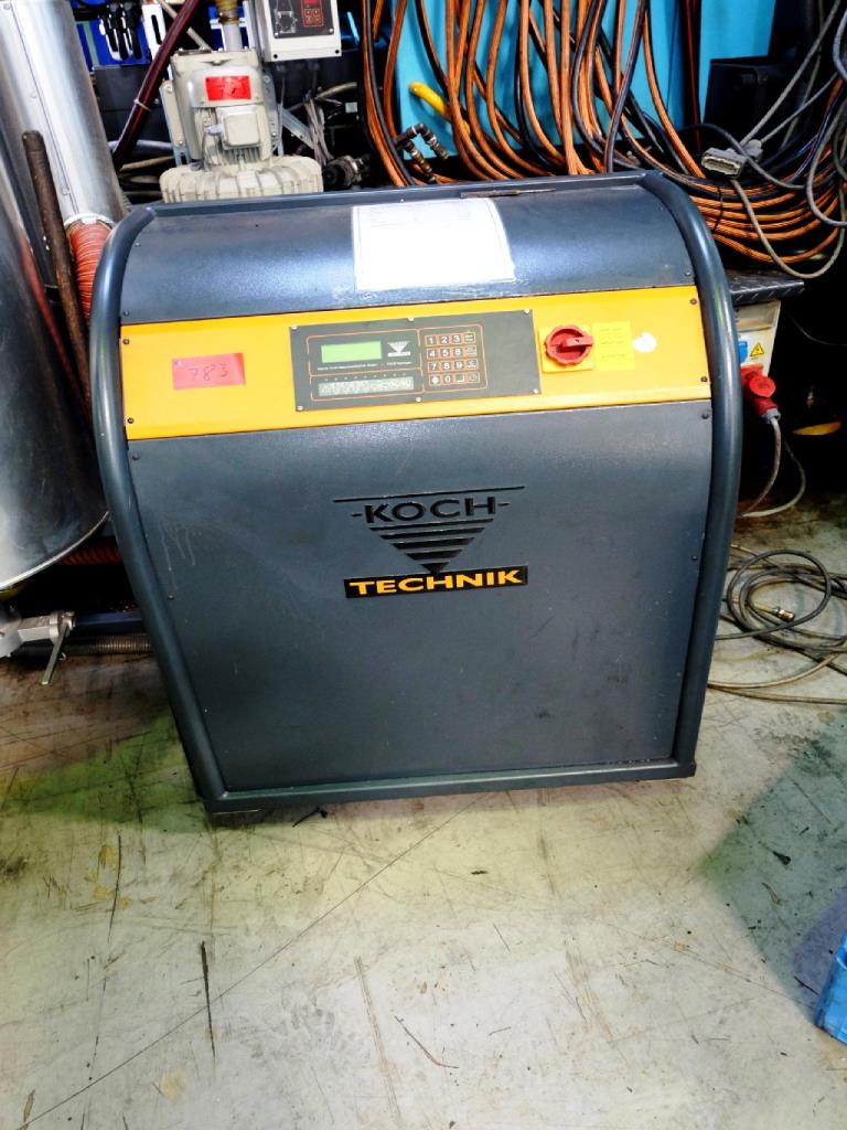 Machines for the manufacturing of foamed <br>and injected attachments and spare parts <br>for the automotive sector-3