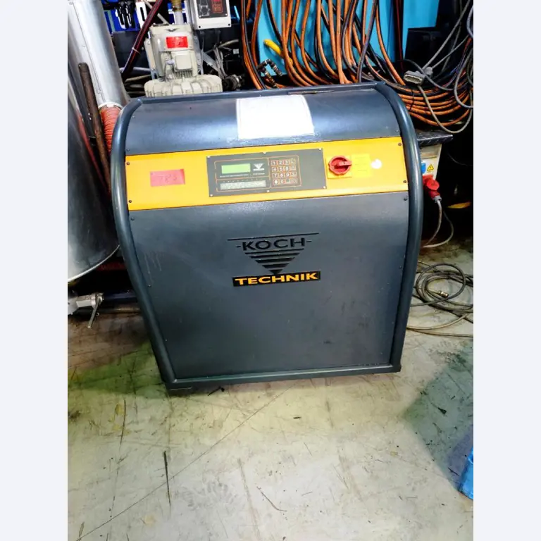 Machines for the manufacturing of foamed <br>and injected attachments and spare parts <br>for the automotive sector-3