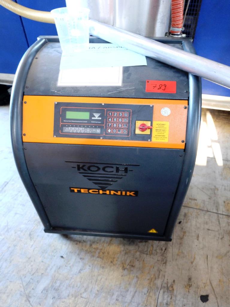 Machines for the manufacturing of foamed <br>and injected attachments and spare parts <br>for the automotive sector-2