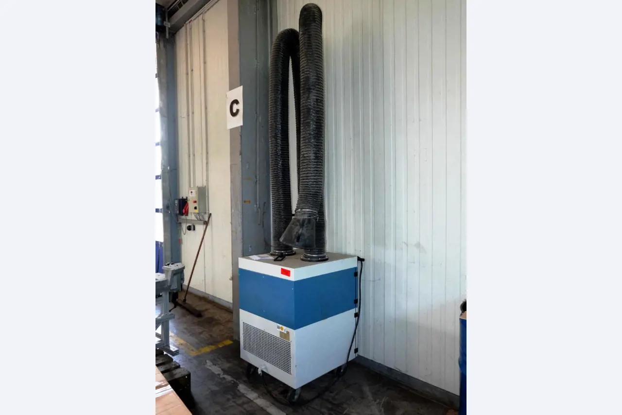 Machines for the manufacturing of foamed <br>and injected attachments and spare parts <br>for the automotive sector-1