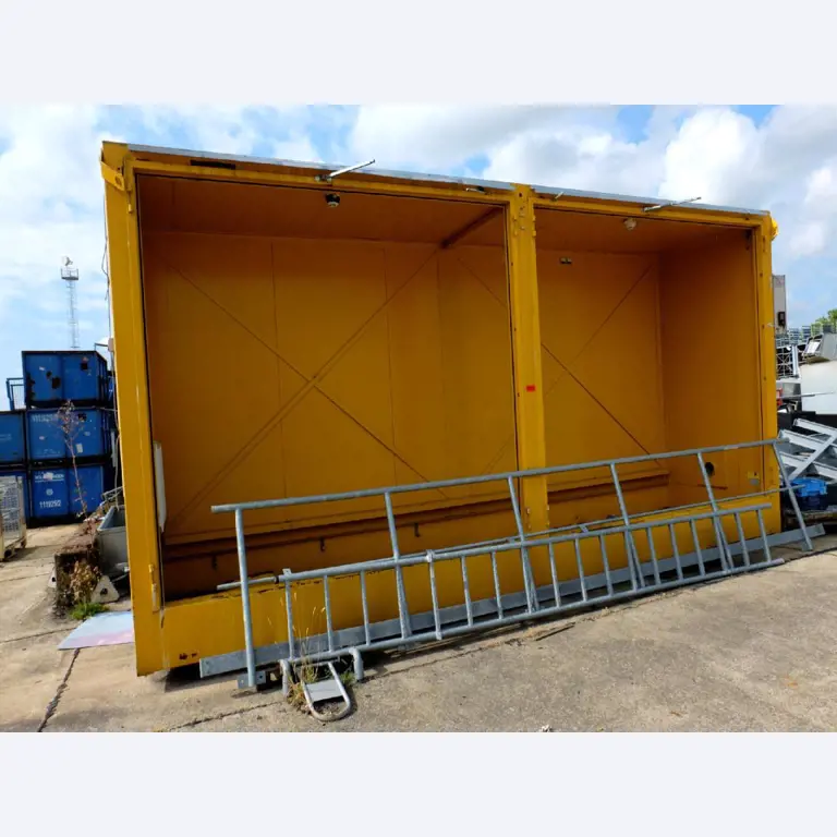 Machines pour la fabrication de pièces (rapportées) automobiles moussées et injectées-1