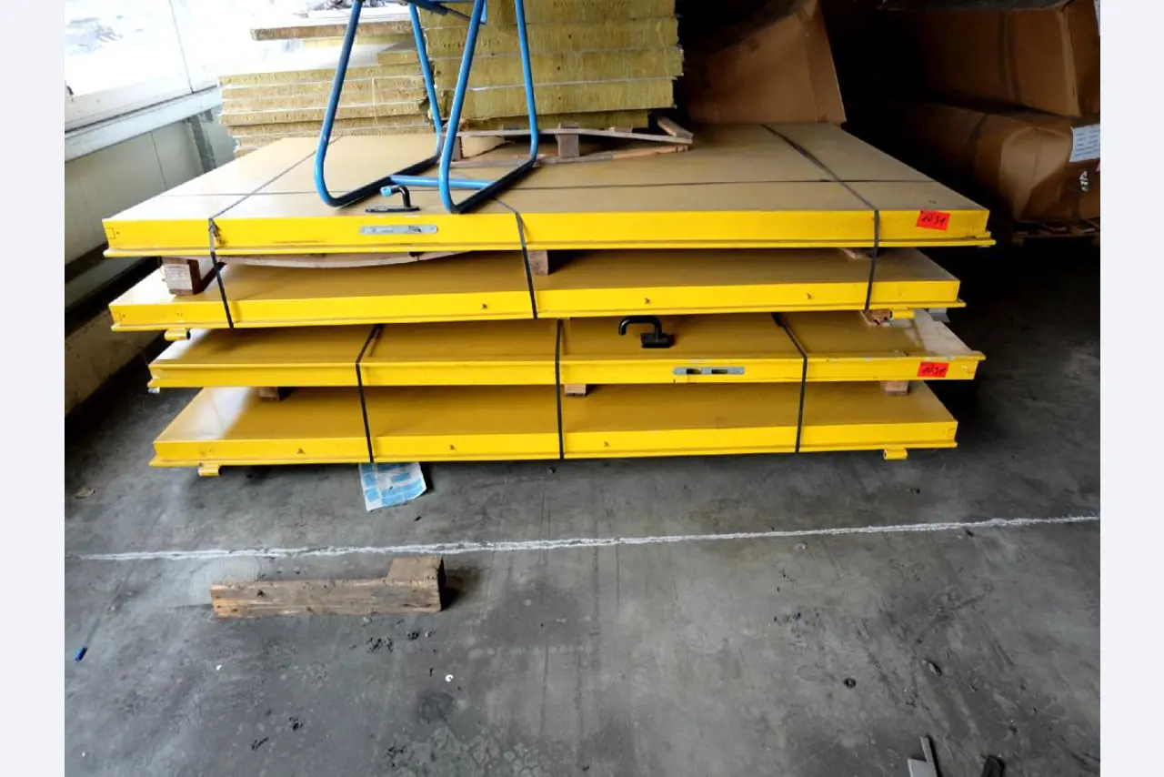 Machines pour la fabrication de pièces (rapportées) automobiles moussées et injectées-3