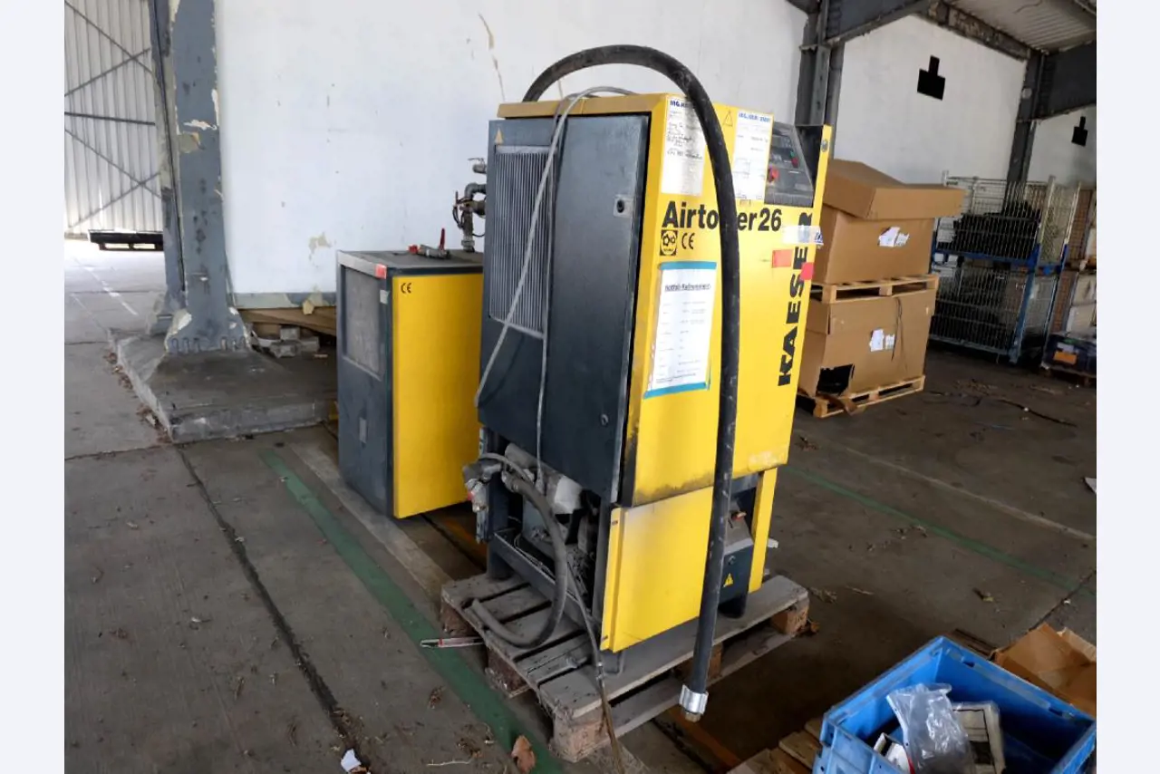 Machines for the manufacturing of foamed <br>and injected attachments and spare parts <br>for the automotive sector-2