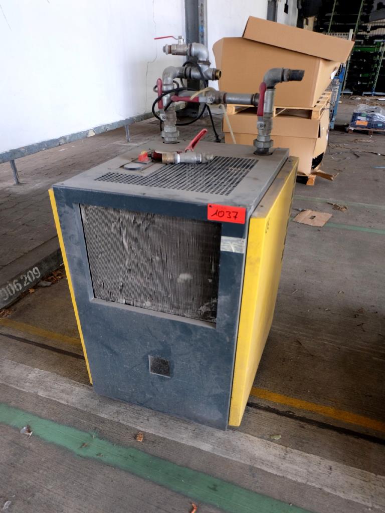 Machines for the manufacturing of foamed <br>and injected attachments and spare parts <br>for the automotive sector-3