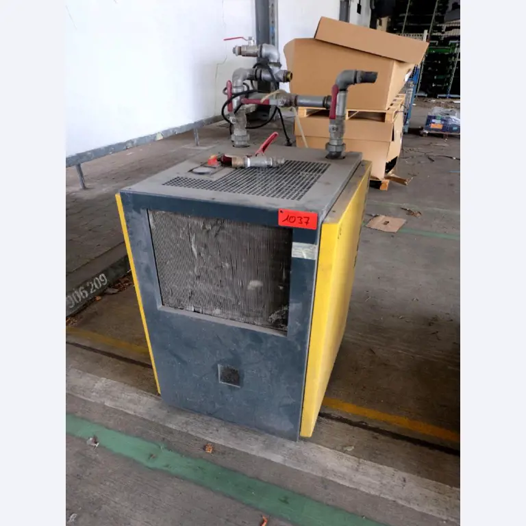 Machines for the manufacturing of foamed <br>and injected attachments and spare parts <br>for the automotive sector-3