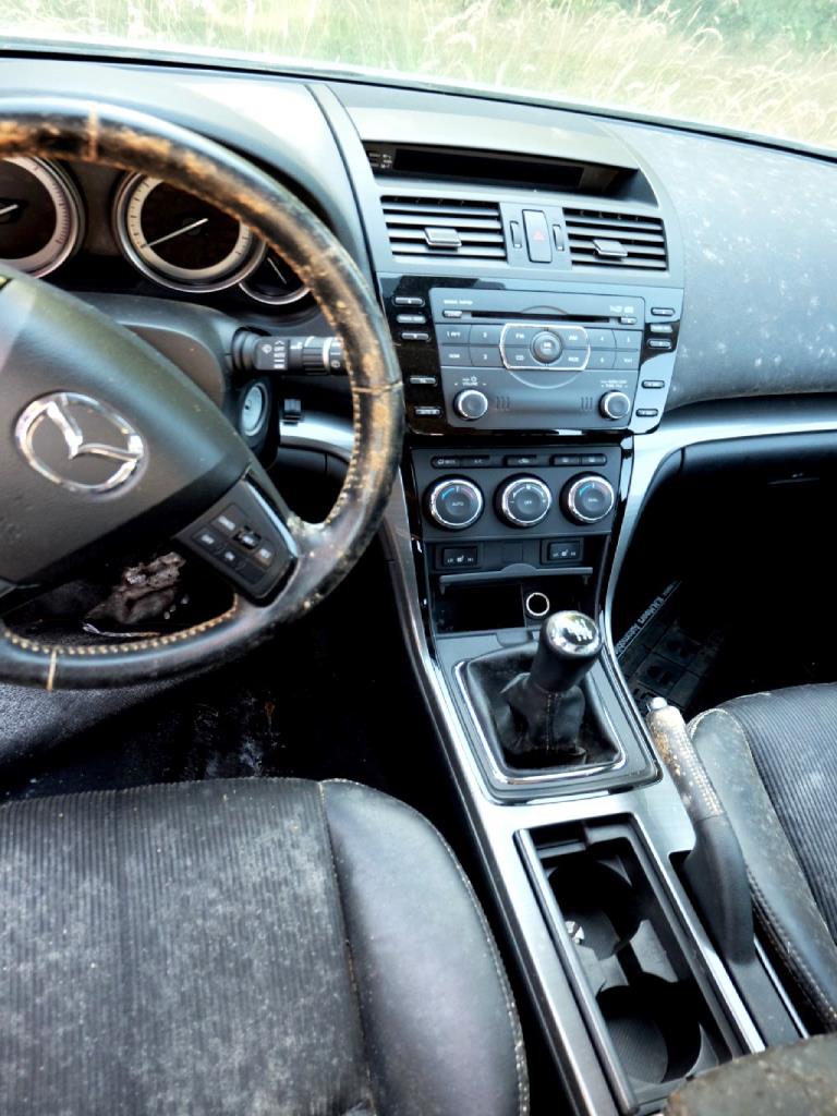 Machines for the manufacturing of foamed <br>and injected attachments and spare parts <br>for the automotive sector-12