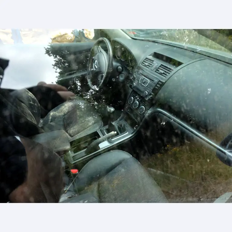 Machines for the manufacturing of foamed <br>and injected attachments and spare parts <br>for the automotive sector-6