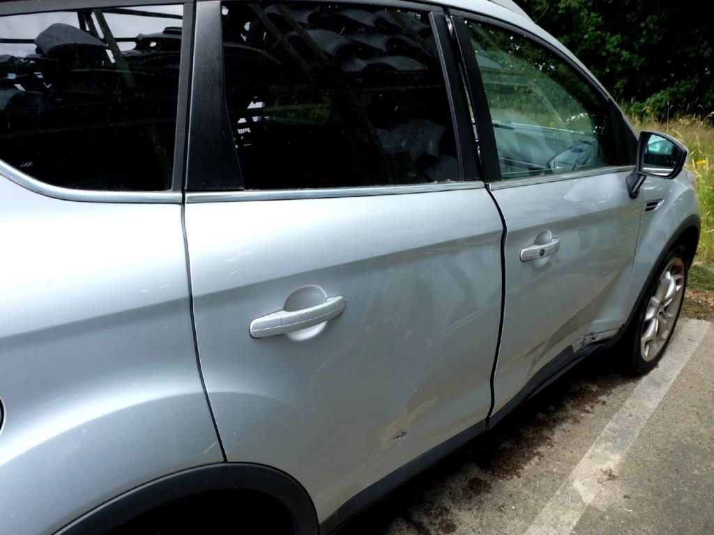 Machines for the manufacturing of foamed <br>and injected attachments and spare parts <br>for the automotive sector-4