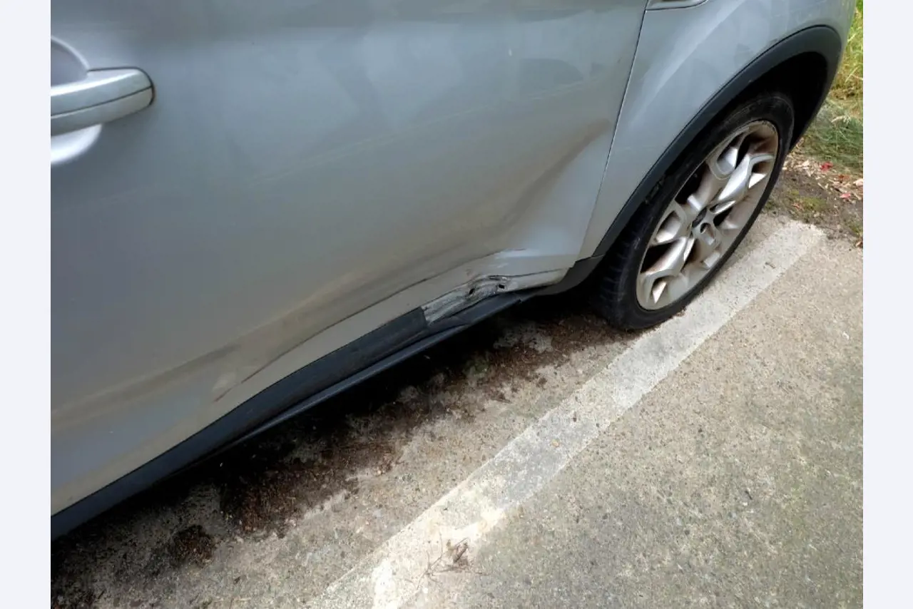 Machines for the manufacturing of foamed <br>and injected attachments and spare parts <br>for the automotive sector-6