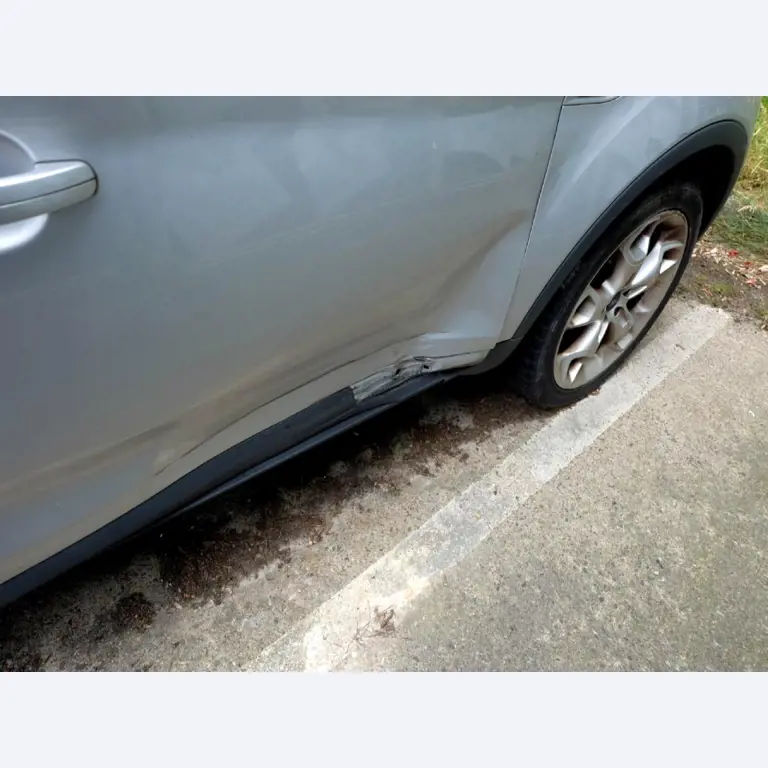 Machines for the manufacturing of foamed <br>and injected attachments and spare parts <br>for the automotive sector-6