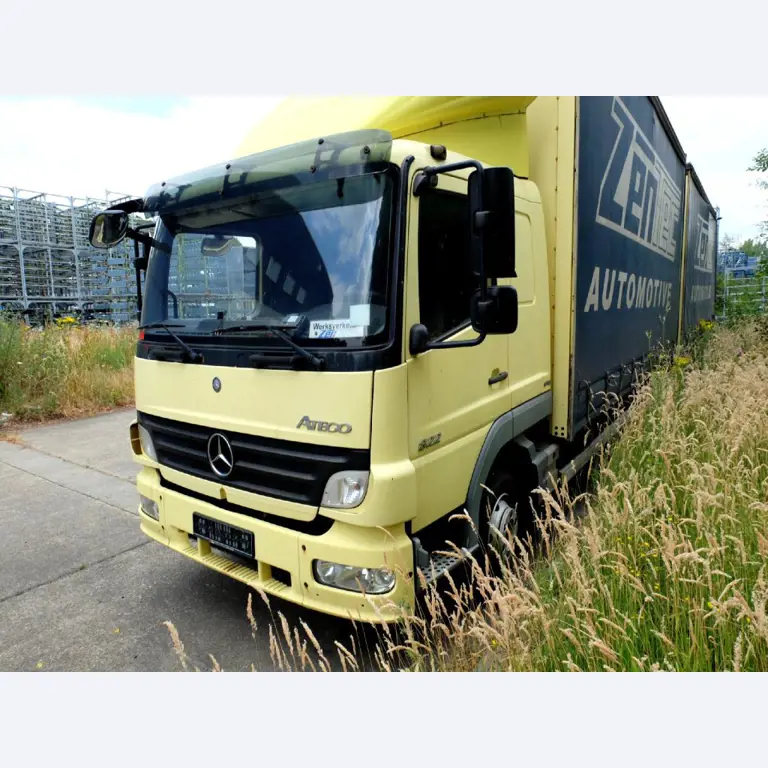 Machines for the manufacturing of foamed <br>and injected attachments and spare parts <br>for the automotive sector-4