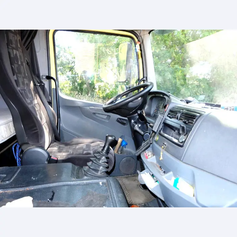 Machines for the manufacturing of foamed <br>and injected attachments and spare parts <br>for the automotive sector-9