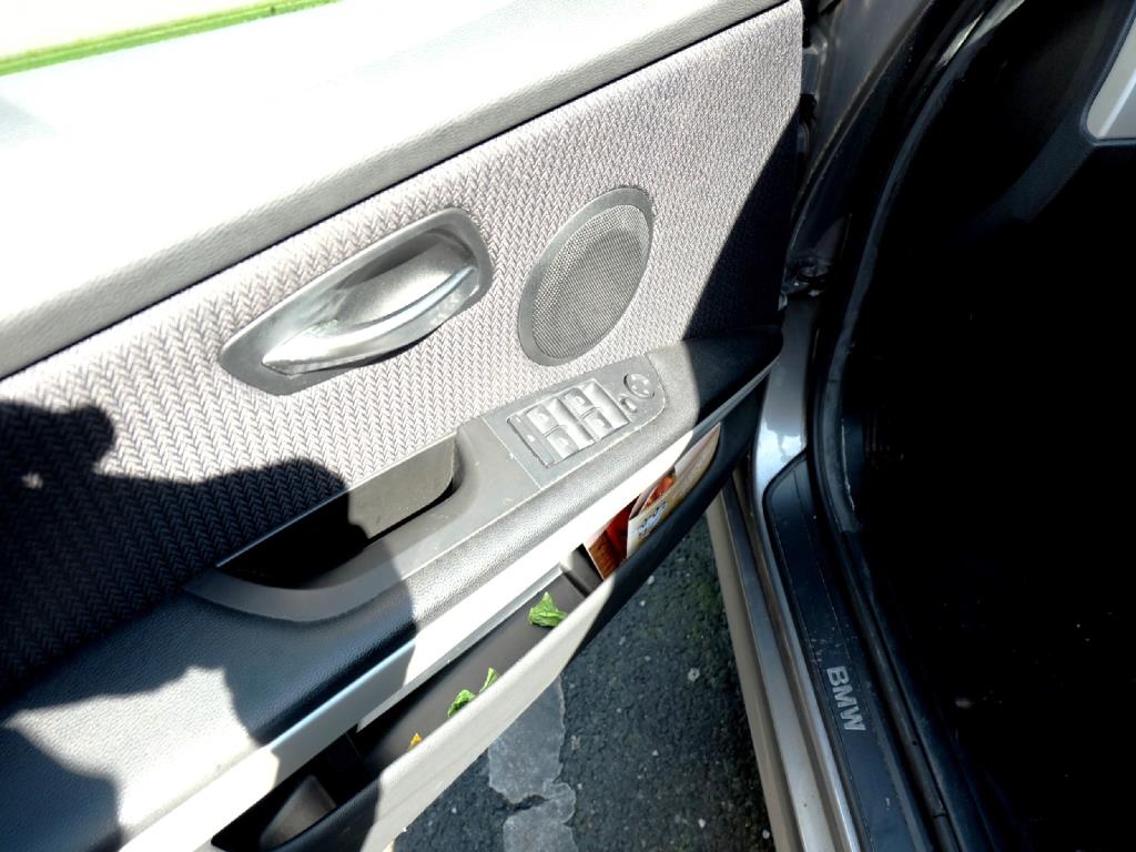 Máquinas para a produção de peças (complementares) para automóveis espumadas e moldadas por injeção-8