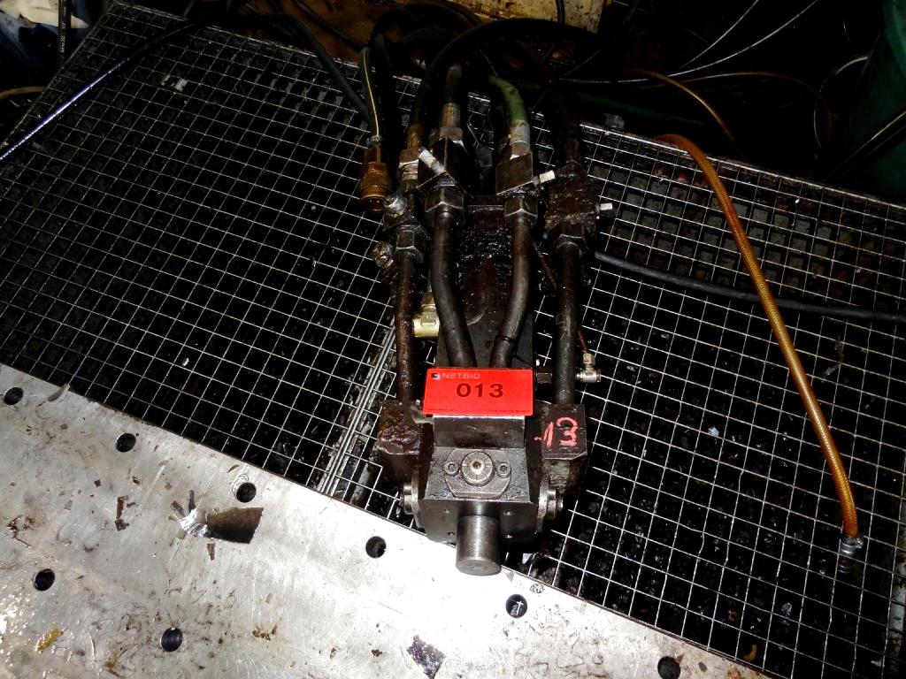 Machines for the manufacturing of foamed <br>and injected attachments and spare parts <br>for the automotive sector-4