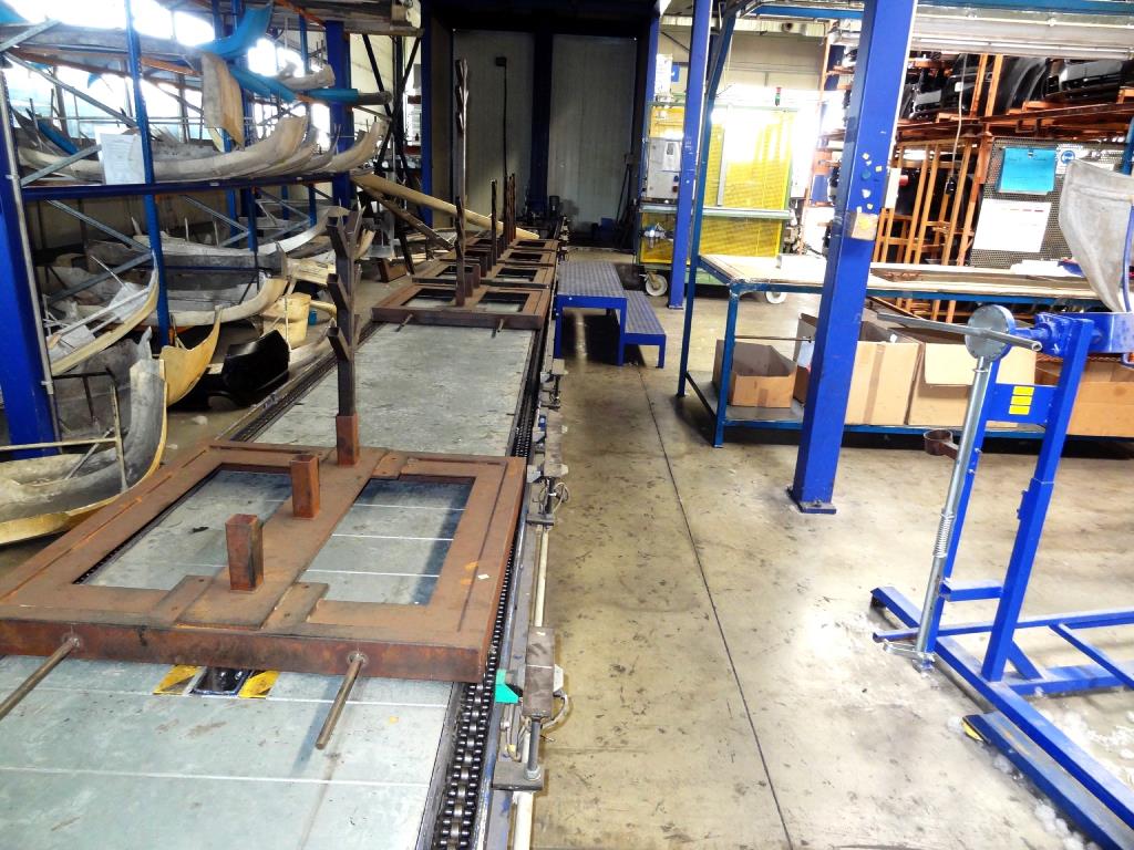 Machines for the manufacturing of foamed <br>and injected attachments and spare parts <br>for the automotive sector-4